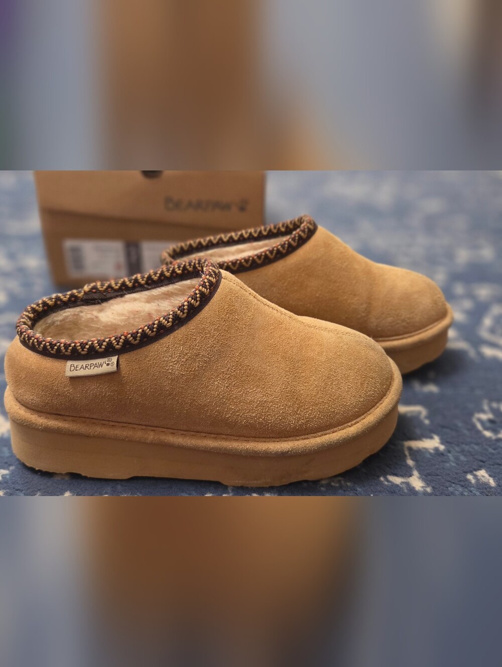 BearPaw Martis Youth Size 2- Iced Coffee Color